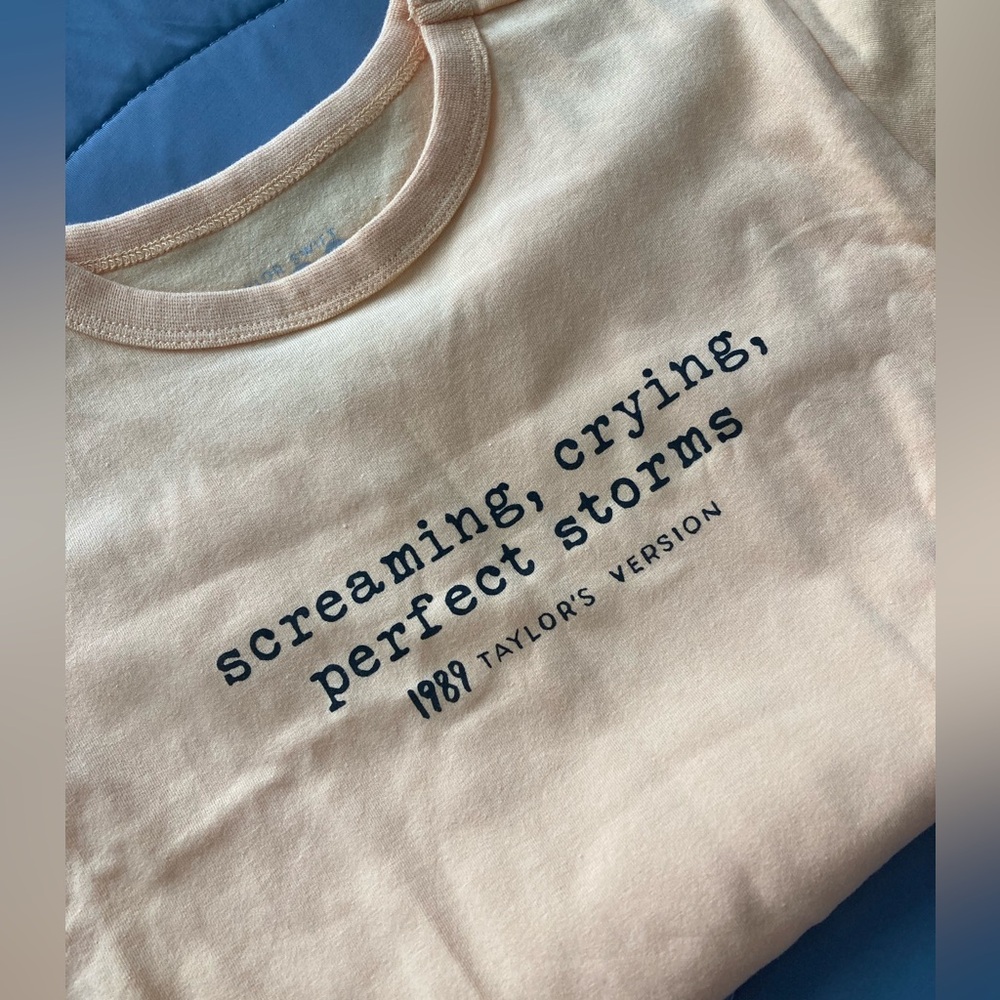 Brand new Taylor Swift 1989 Shirt